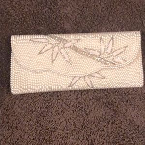 Vintage: 50’s-60’s Antique beaded clutch